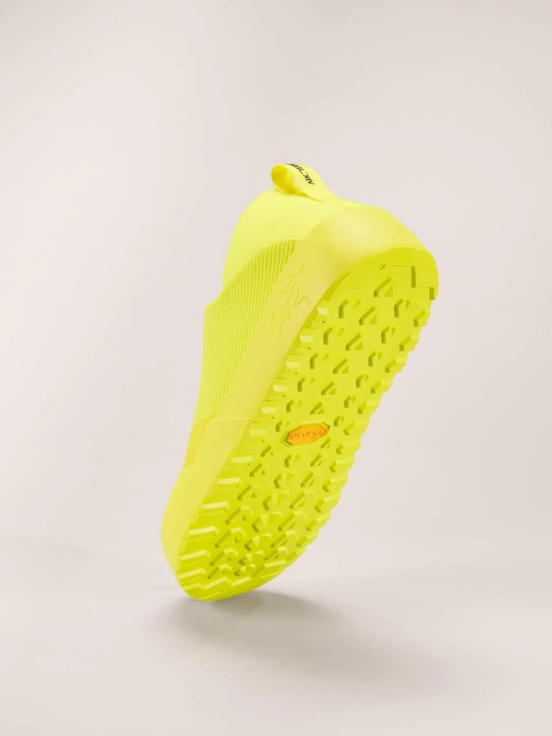 Arc'teryx Men’s Kragg Shoe - Lightweight Pull-On Shoe for Quick Approaches, Everyday Casual Shoes