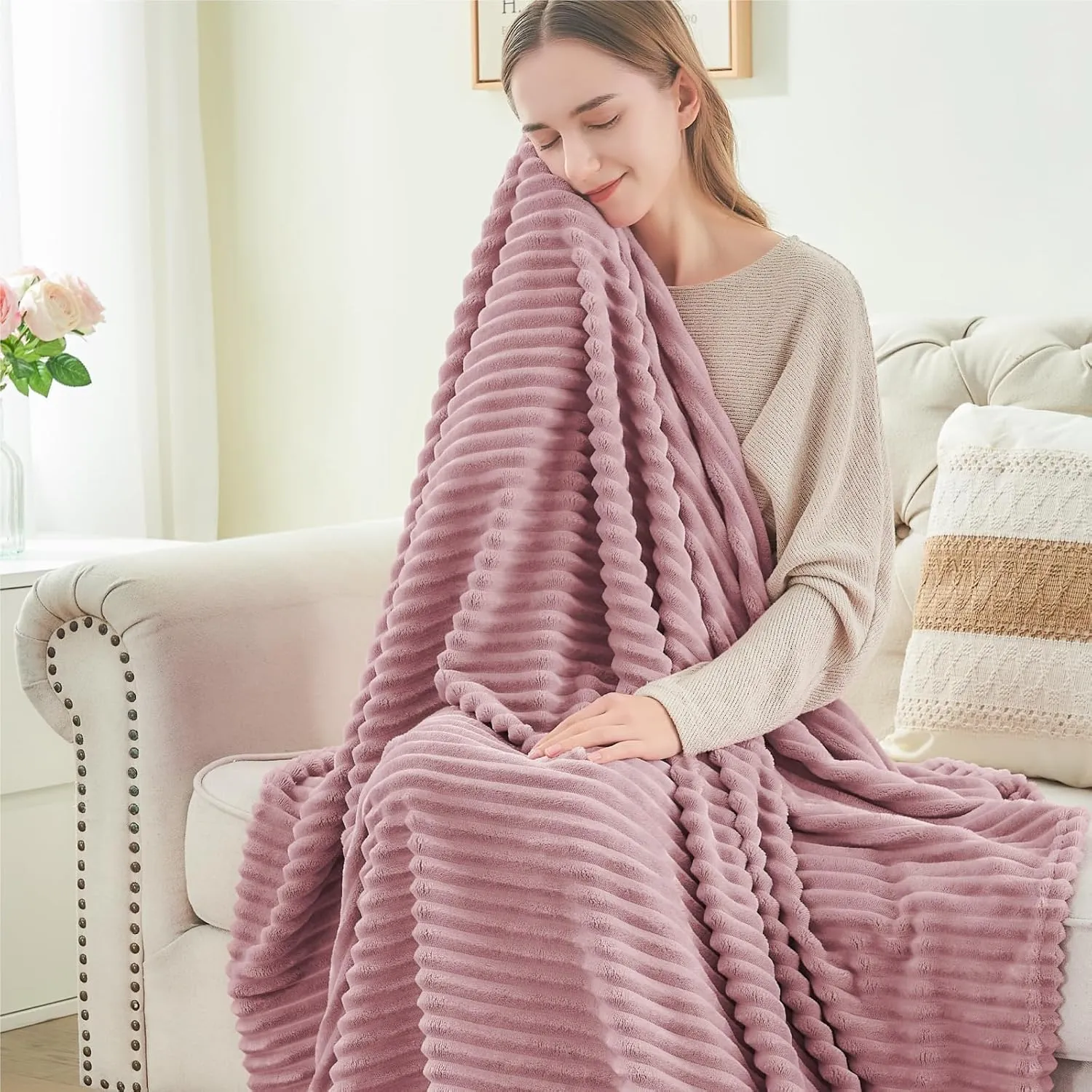 BEDELITE Fleece Throw Blanket for Couch – 3D Ribbed Jacquard Soft and Warm Decorative Fuzzy Blanket – Cozy, Fluffy, Plush Lightweight Berry Purple Throw Blankets for Bed, Sofa, 50x60 inches