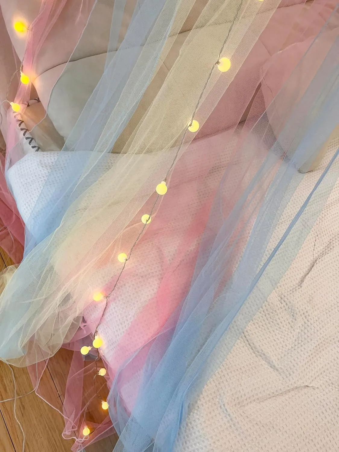 Comtelek Mosquito Net Bed Canopy for Girls,Rainbow Canopy with LED Lights Bed Curtains Full Queen Size from Ceiling,Dome Mosquito Netting Bed Tent Twin Girls Princess Canopy King Bed Decor