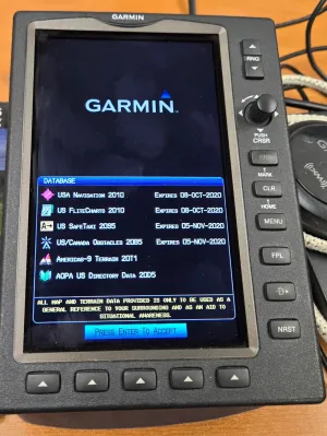 Garmin GPS 696