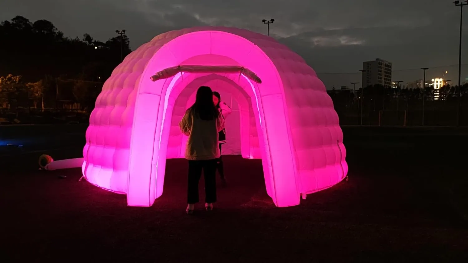 Outdoor Portable Inflatable Igloo Dome Tent with Led Light for Party Wedding Event Camping