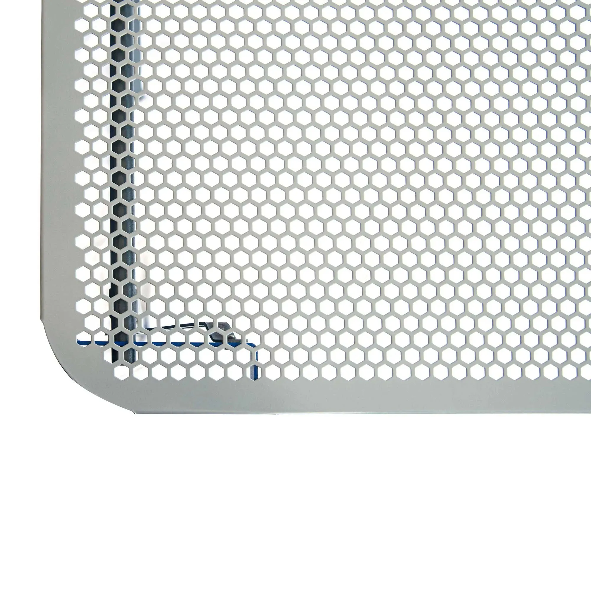 Quest Outdoors Razor 120 Camp Table