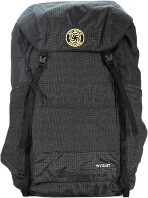 Six Moon Designs WY'EAST DAYPACK With Wing Belt (Black) - Lightweight Hiking Backpack for Day Trips and Everyday Use. Great For Travel. Lightweight Backpack - 25 oz.