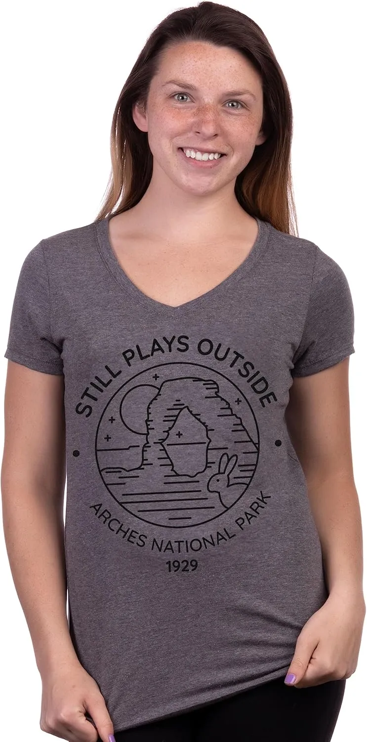 Still Plays Outside | Funny Cool Camping Hiking Camp Hike Women Outdoors Shirt Top