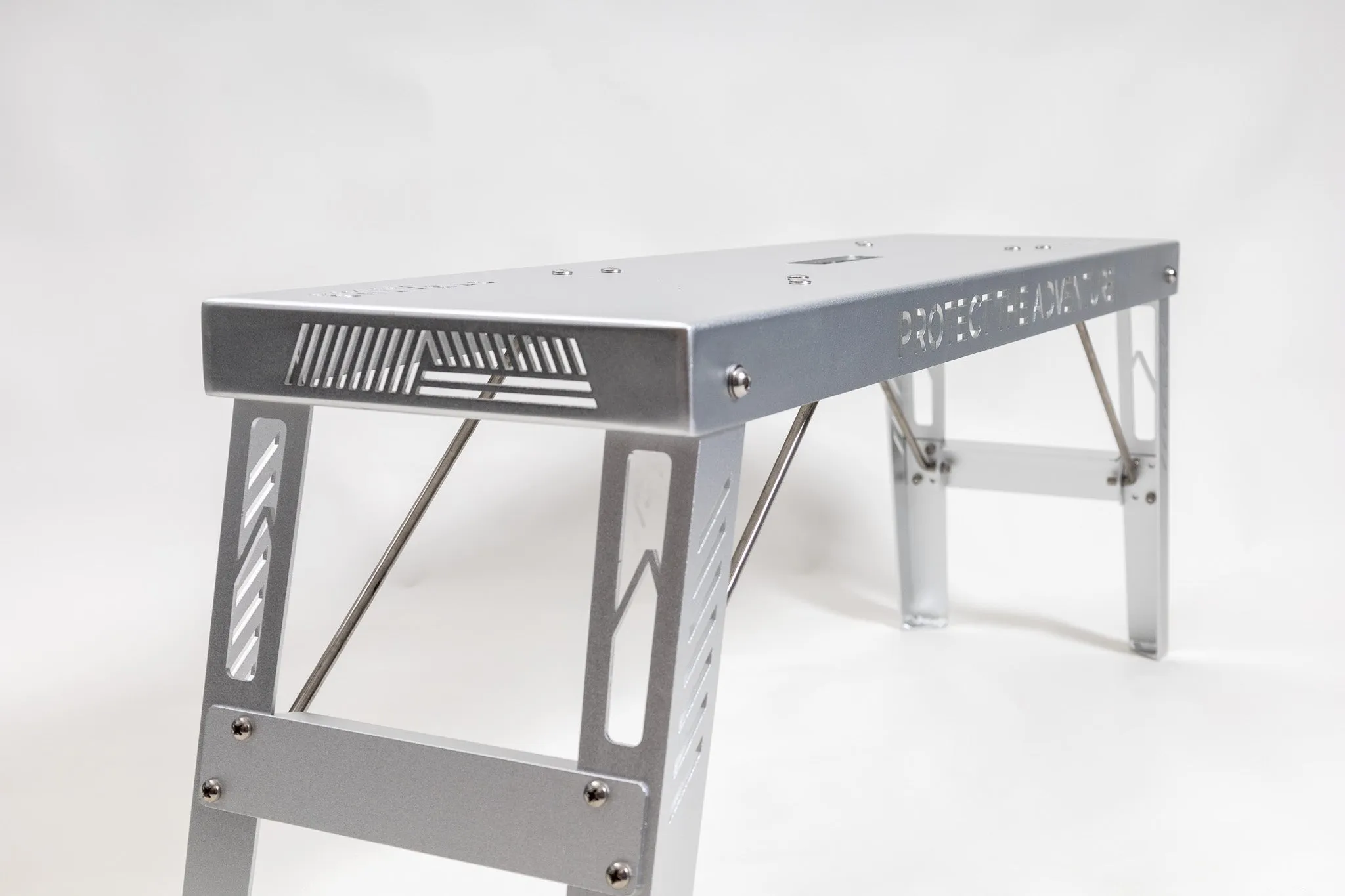 Stratus Derek Table   Barry Bench Bundle